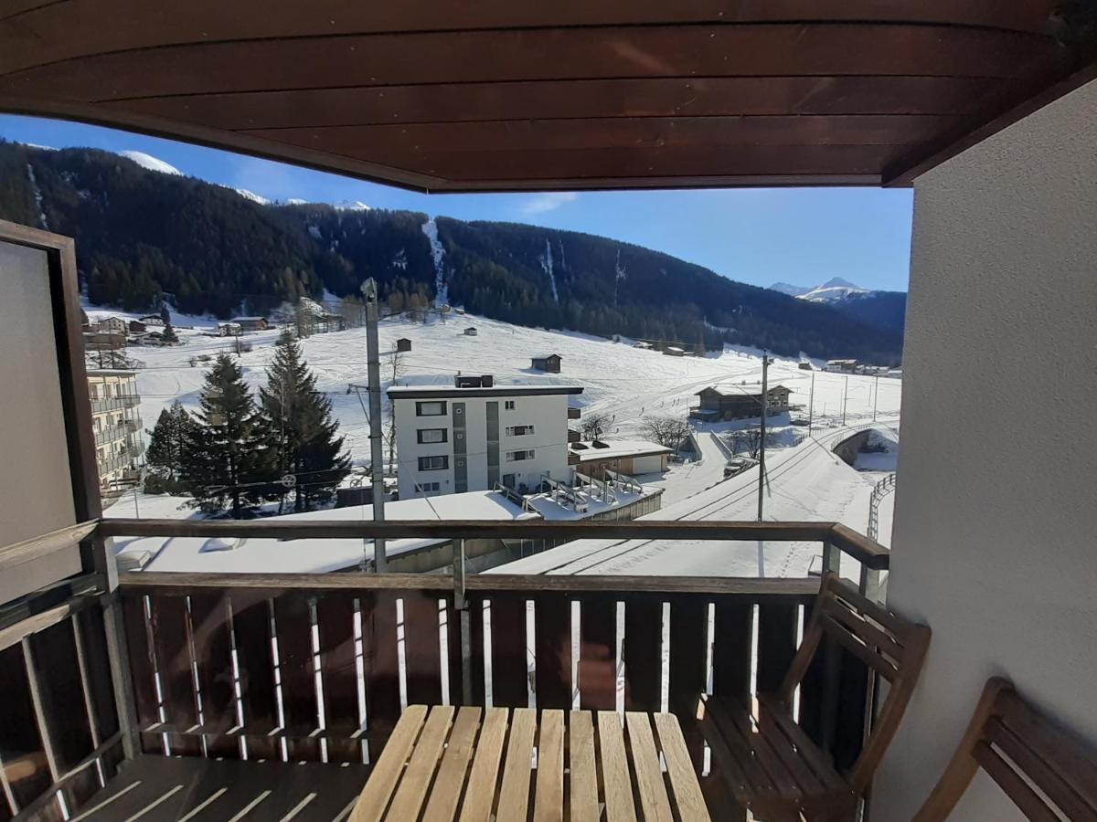 Agrimonia - möbilierte Ferienwohnung mit Balkon Davos Exterior foto