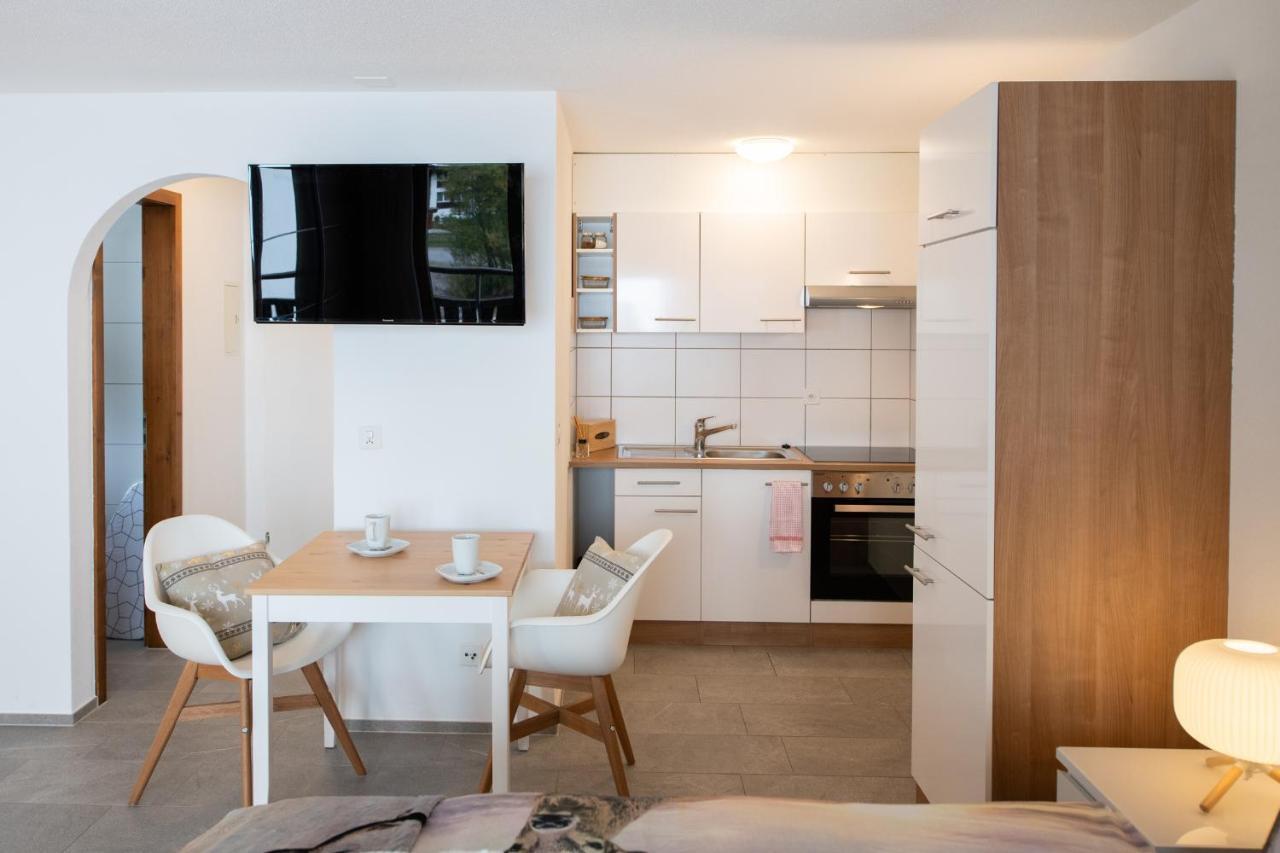 Agrimonia - möbilierte Ferienwohnung mit Balkon Davos Exterior foto
